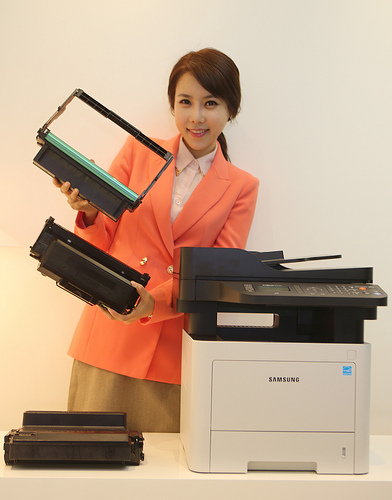 ͧ Laser printer Samsung